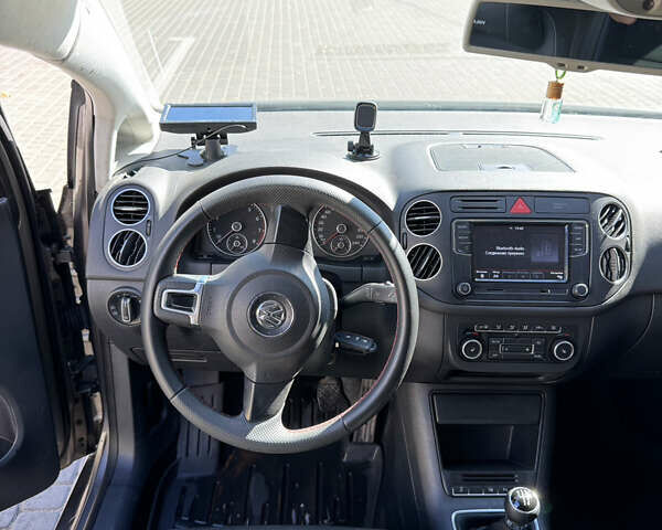 Коричневий Фольксваген Golf Plus, об'ємом двигуна 1.2 л та пробігом 210 тис. км за 7500 $, фото 27 на Automoto.ua