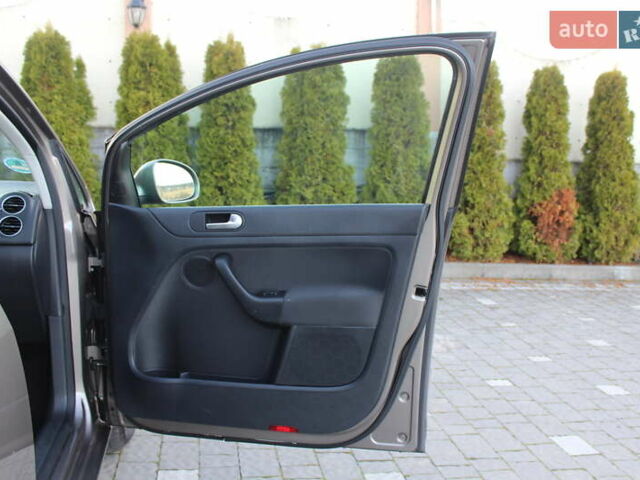 Коричневый Фольксваген Гольф Плюс, объемом двигателя 1.4 л и пробегом 192 тыс. км за 6990 $, фото 97 на Automoto.ua