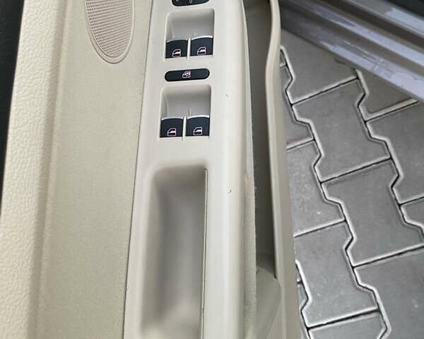 Коричневый Фольксваген Гольф Плюс, объемом двигателя 1.4 л и пробегом 133 тыс. км за 10500 $, фото 29 на Automoto.ua