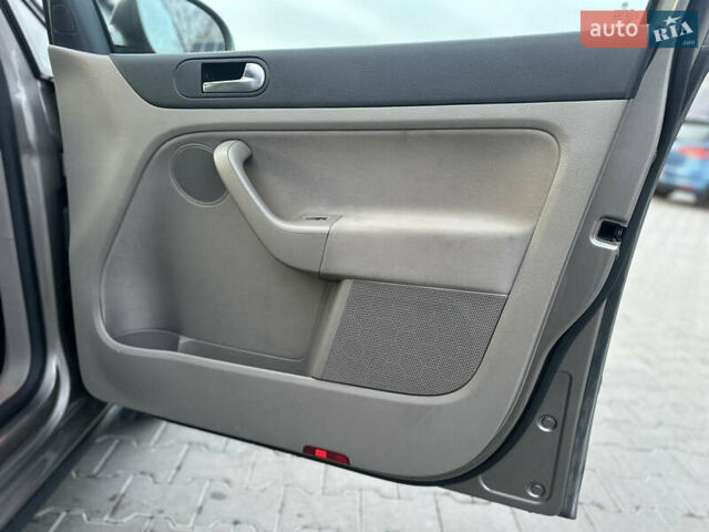 Коричневый Фольксваген Гольф Плюс, объемом двигателя 1.4 л и пробегом 228 тыс. км за 7350 $, фото 78 на Automoto.ua