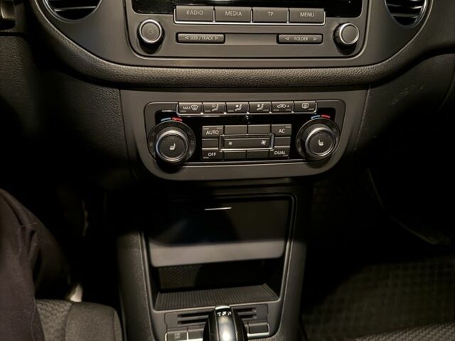 Коричневий Фольксваген Golf Plus, об'ємом двигуна 1.4 л та пробігом 123 тис. км за 10900 $, фото 15 на Automoto.ua