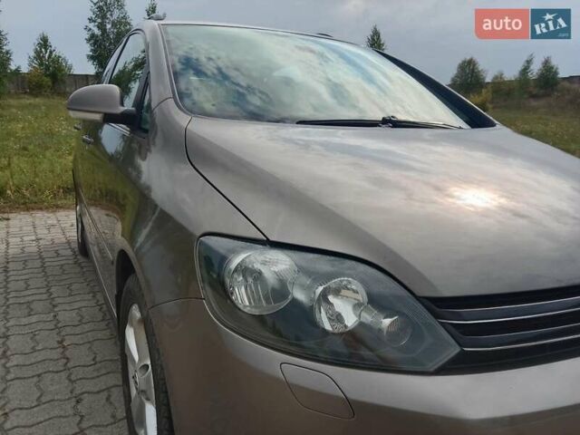 Коричневий Фольксваген Golf Plus, об'ємом двигуна 1.6 л та пробігом 271 тис. км за 9350 $, фото 2 на Automoto.ua