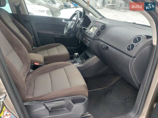 Коричневий Фольксваген Golf Plus, об'ємом двигуна 1.6 л та пробігом 366 тис. км за 6850 $, фото 23 на Automoto.ua