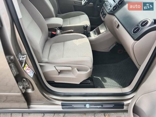 Коричневый Фольксваген Гольф Плюс, объемом двигателя 1.6 л и пробегом 271 тыс. км за 8200 $, фото 11 на Automoto.ua