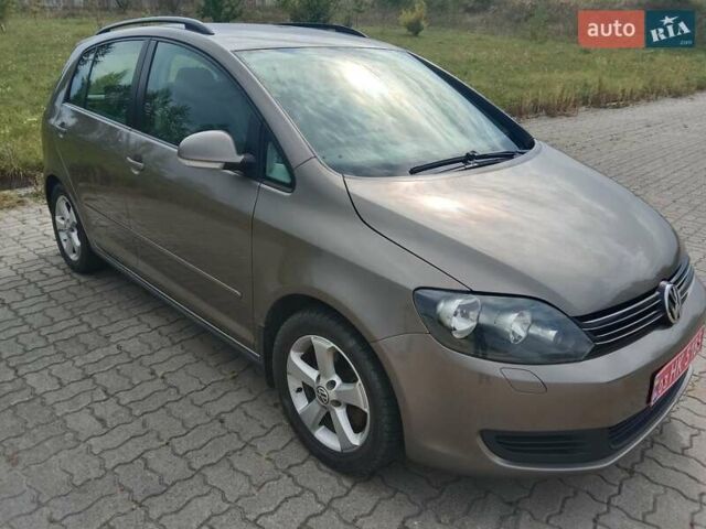 Коричневий Фольксваген Golf Plus, об'ємом двигуна 1.6 л та пробігом 271 тис. км за 9350 $, фото 3 на Automoto.ua