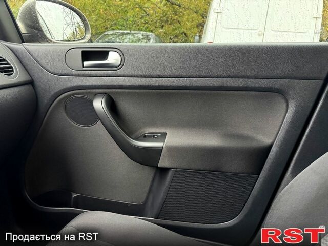 Коричневий Фольксваген Golf Plus, об'ємом двигуна 1.4 л та пробігом 123 тис. км за 10900 $, фото 9 на Automoto.ua