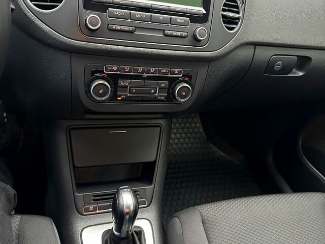 Коричневий Фольксваген Golf Plus, об'ємом двигуна 1.4 л та пробігом 123 тис. км за 10900 $, фото 12 на Automoto.ua