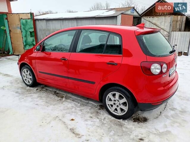 Червоний Фольксваген Golf Plus, об'ємом двигуна 1.4 л та пробігом 180 тис. км за 5600 $, фото 7 на Automoto.ua