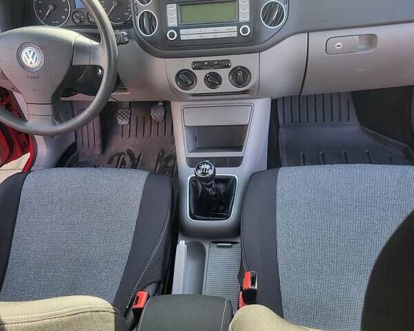 Червоний Фольксваген Golf Plus, об'ємом двигуна 1.39 л та пробігом 238 тис. км за 6700 $, фото 10 на Automoto.ua