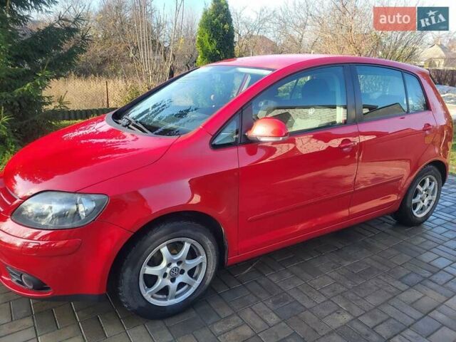 Червоний Фольксваген Golf Plus, об'ємом двигуна 1.39 л та пробігом 238 тис. км за 6700 $, фото 11 на Automoto.ua