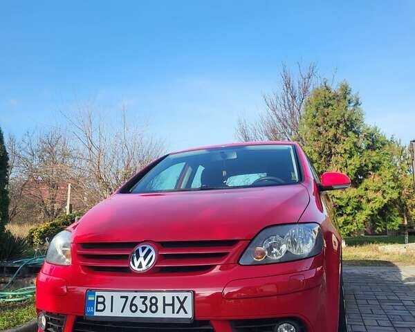 Червоний Фольксваген Golf Plus, об'ємом двигуна 1.39 л та пробігом 238 тис. км за 6700 $, фото 3 на Automoto.ua