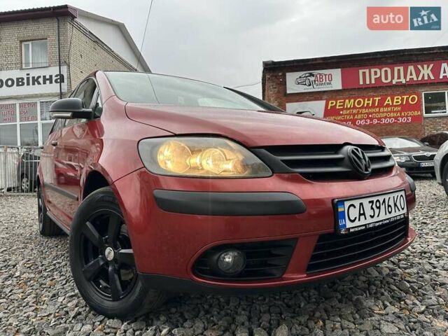 Червоний Фольксваген Golf Plus, об'ємом двигуна 1.6 л та пробігом 310 тис. км за 6350 $, фото 2 на Automoto.ua