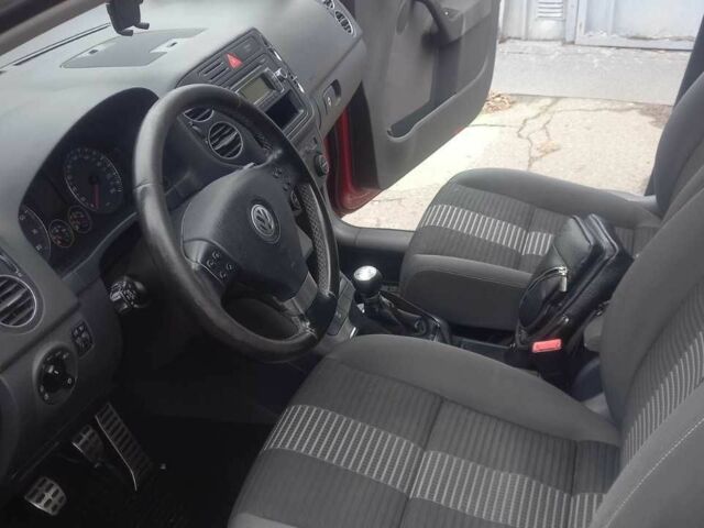 Червоний Фольксваген Golf Plus, об'ємом двигуна 1.4 л та пробігом 184 тис. км за 6900 $, фото 13 на Automoto.ua