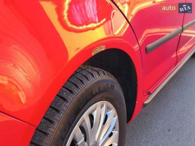 Красный Фольксваген Гольф Плюс, объемом двигателя 0 л и пробегом 180 тыс. км за 8200 $, фото 12 на Automoto.ua