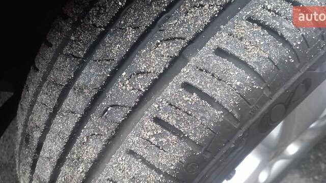 Красный Фольксваген Гольф Плюс, объемом двигателя 1.4 л и пробегом 184 тыс. км за 6900 $, фото 15 на Automoto.ua