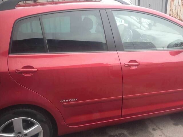 Червоний Фольксваген Golf Plus, об'ємом двигуна 1.4 л та пробігом 184 тис. км за 6900 $, фото 5 на Automoto.ua