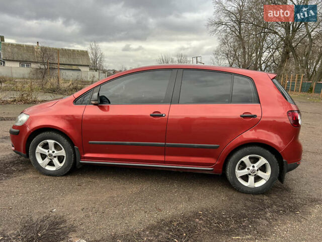 Червоний Фольксваген Golf Plus, об'ємом двигуна 1.6 л та пробігом 247 тис. км за 6500 $, фото 12 на Automoto.ua