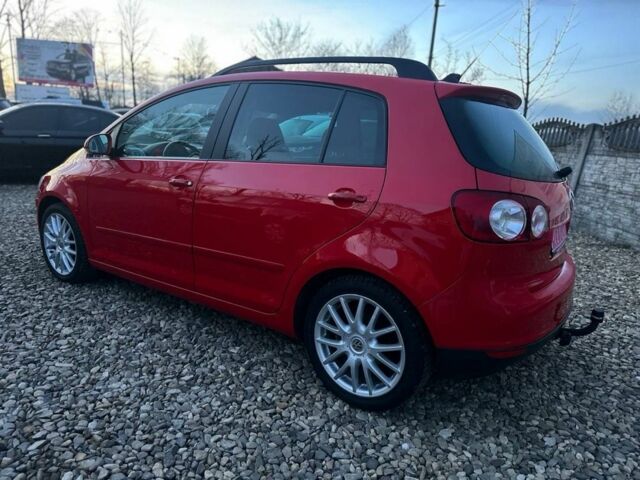 Красный Фольксваген Гольф Плюс, объемом двигателя 1.4 л и пробегом 237 тыс. км за 7399 $, фото 6 на Automoto.ua