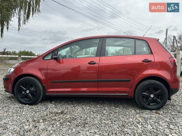 Червоний Фольксваген Golf Plus, об'ємом двигуна 1.6 л та пробігом 310 тис. км за 6350 $, фото 7 на Automoto.ua