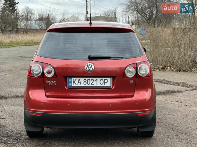 Червоний Фольксваген Golf Plus, об'ємом двигуна 1.6 л та пробігом 247 тис. км за 6500 $, фото 3 на Automoto.ua