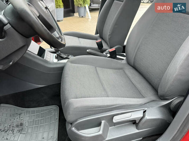 Красный Фольксваген Гольф Плюс, объемом двигателя 1.9 л и пробегом 240 тыс. км за 5900 $, фото 14 на Automoto.ua