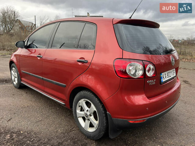 Червоний Фольксваген Golf Plus, об'ємом двигуна 1.6 л та пробігом 247 тис. км за 6500 $, фото 11 на Automoto.ua