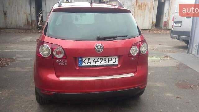 Красный Фольксваген Гольф Плюс, объемом двигателя 1.4 л и пробегом 184 тыс. км за 6900 $, фото 1 на Automoto.ua