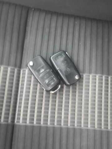 Красный Фольксваген Гольф Плюс, объемом двигателя 1.4 л и пробегом 184 тыс. км за 6900 $, фото 19 на Automoto.ua