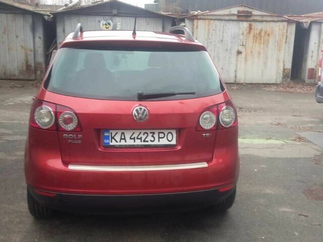 Червоний Фольксваген Golf Plus, об'ємом двигуна 1.4 л та пробігом 184 тис. км за 6900 $, фото 4 на Automoto.ua