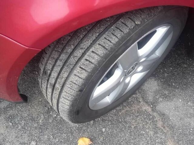 Червоний Фольксваген Golf Plus, об'ємом двигуна 1.4 л та пробігом 184 тис. км за 6900 $, фото 6 на Automoto.ua