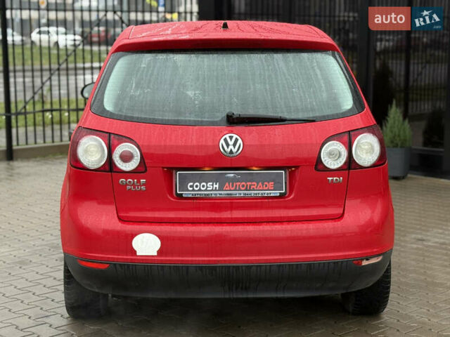 Красный Фольксваген Гольф Плюс, объемом двигателя 1.9 л и пробегом 240 тыс. км за 5900 $, фото 9 на Automoto.ua