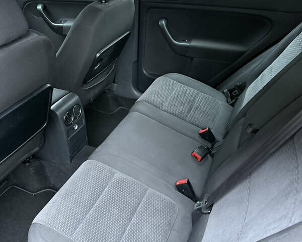 Червоний Фольксваген Golf Plus, об'ємом двигуна 1.4 л та пробігом 190 тис. км за 6600 $, фото 18 на Automoto.ua