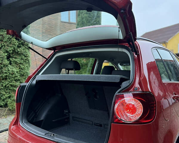 Червоний Фольксваген Golf Plus, об'ємом двигуна 1.4 л та пробігом 190 тис. км за 6600 $, фото 8 на Automoto.ua