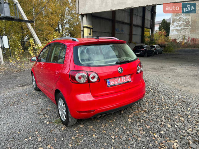 Червоний Фольксваген Golf Plus, об'ємом двигуна 1.4 л та пробігом 256 тис. км за 7800 $, фото 4 на Automoto.ua