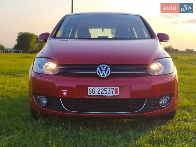 Червоний Фольксваген Golf Plus, об'ємом двигуна 1.4 л та пробігом 173 тис. км за 5999 $, фото 2 на Automoto.ua