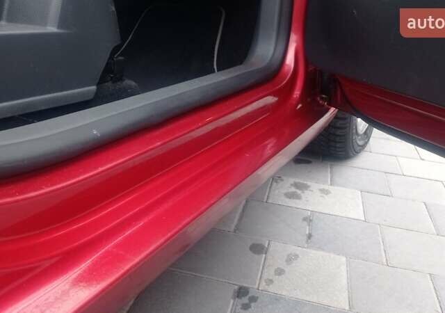 Красный Фольксваген Гольф Плюс, объемом двигателя 1.4 л и пробегом 235 тыс. км за 6900 $, фото 9 на Automoto.ua