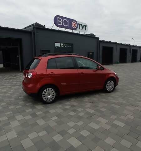 Красный Фольксваген Гольф Плюс, объемом двигателя 1.4 л и пробегом 235 тыс. км за 6900 $, фото 19 на Automoto.ua