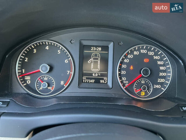 Красный Фольксваген Гольф Плюс, объемом двигателя 1.4 л и пробегом 177 тыс. км за 5999 $, фото 16 на Automoto.ua