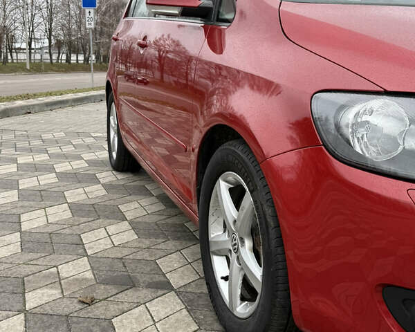 Красный Фольксваген Гольф Плюс, объемом двигателя 1.4 л и пробегом 161 тыс. км за 8700 $, фото 53 на Automoto.ua