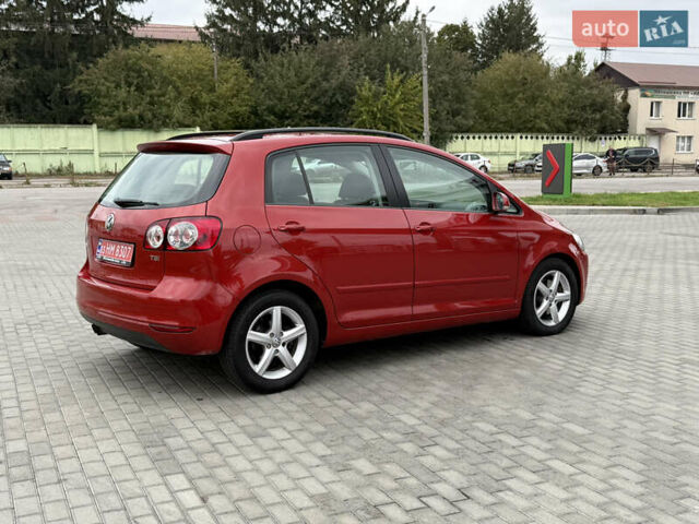 Красный Фольксваген Гольф Плюс, объемом двигателя 1.4 л и пробегом 161 тыс. км за 8900 $, фото 10 на Automoto.ua