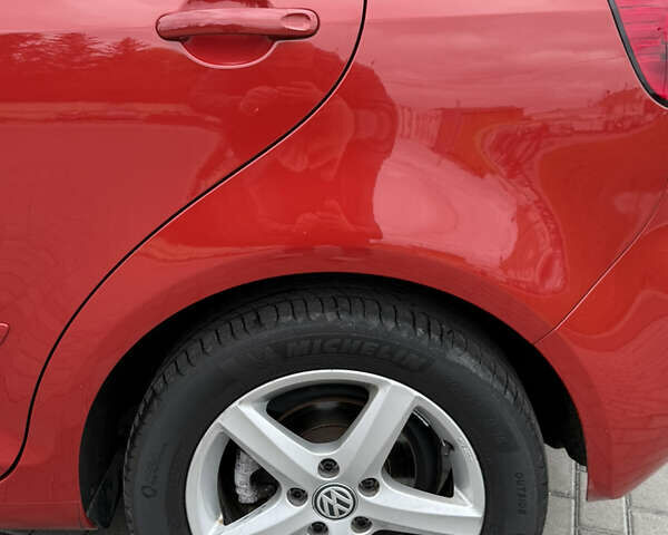 Красный Фольксваген Гольф Плюс, объемом двигателя 1.4 л и пробегом 161 тыс. км за 8900 $, фото 21 на Automoto.ua