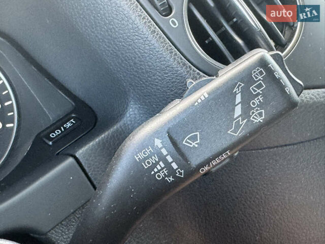 Красный Фольксваген Гольф Плюс, объемом двигателя 1.4 л и пробегом 93 тыс. км за 9300 $, фото 27 на Automoto.ua