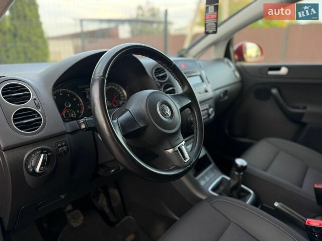 Червоний Фольксваген Golf Plus, об'ємом двигуна 1.4 л та пробігом 168 тис. км за 7300 $, фото 26 на Automoto.ua