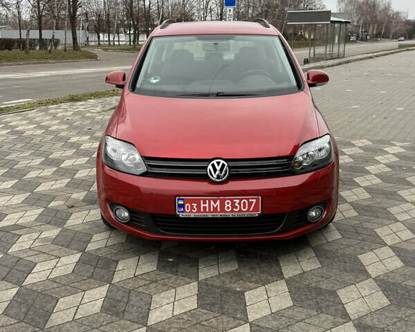 Красный Фольксваген Гольф Плюс, объемом двигателя 1.4 л и пробегом 161 тыс. км за 8700 $, фото 7 на Automoto.ua