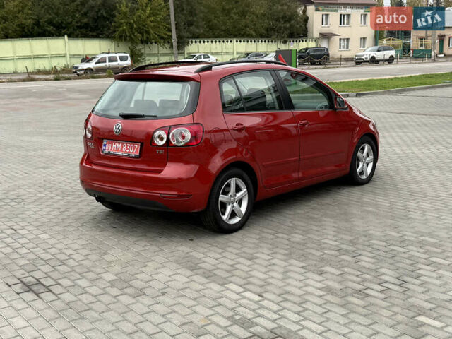 Красный Фольксваген Гольф Плюс, объемом двигателя 1.4 л и пробегом 161 тыс. км за 8900 $, фото 5 на Automoto.ua