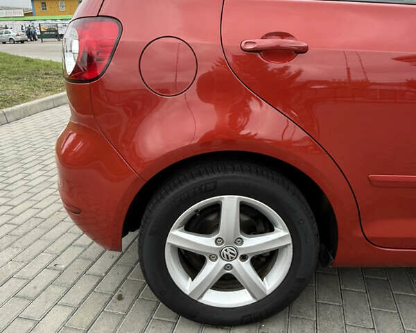 Красный Фольксваген Гольф Плюс, объемом двигателя 1.4 л и пробегом 161 тыс. км за 8700 $, фото 11 на Automoto.ua