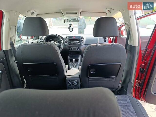 Червоний Фольксваген Golf Plus, об'ємом двигуна 1.4 л та пробігом 151 тис. км за 7900 $, фото 2 на Automoto.ua