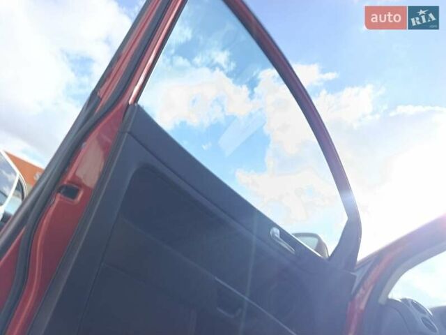 Червоний Фольксваген Golf Plus, об'ємом двигуна 1.4 л та пробігом 151 тис. км за 7900 $, фото 4 на Automoto.ua