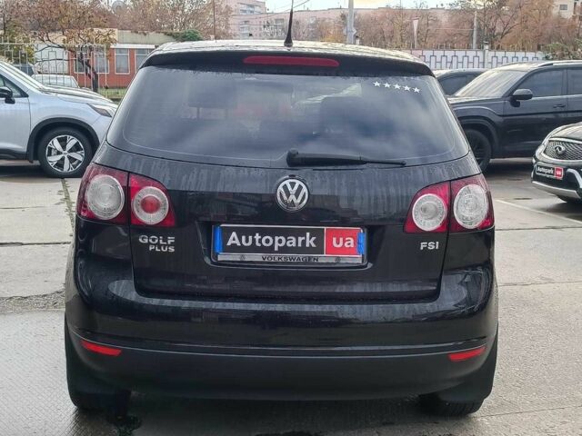 Красный Фольксваген Гольф Плюс, объемом двигателя 1.8 л и пробегом 298 тыс. км за 5780 $, фото 7 на Automoto.ua
