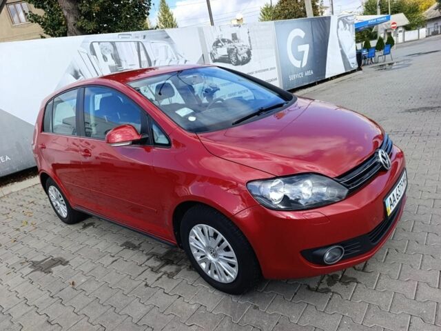 Фольксваген Golf Plus 2012 у Чернівцях на Automoto.ua Червоний Фольксваген Golf Plus, об'ємом двигуна 1 л та пробігом 152 тис. км за 7800 $, фото 6 на Automoto.ua